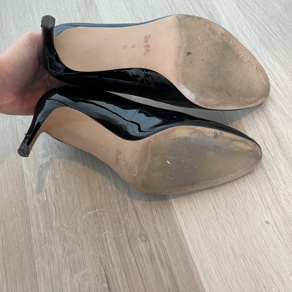 Coach Black Patent Leather Pumps Size 9 - Picture 3 of 3